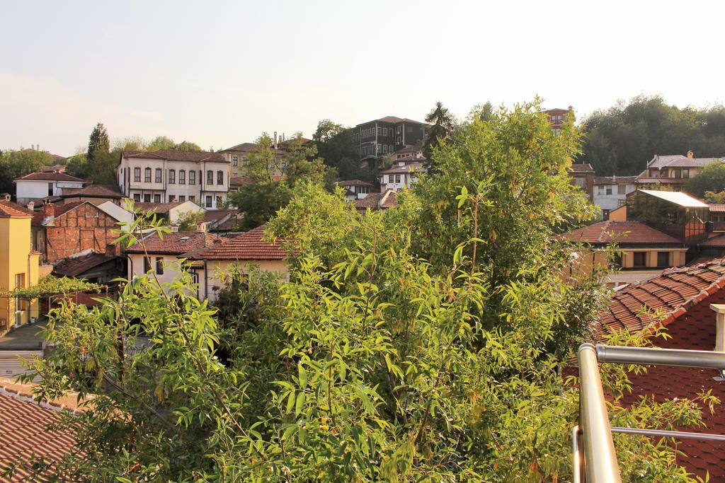 Domus Apartments Old Town Plovdiv Exteriör bild